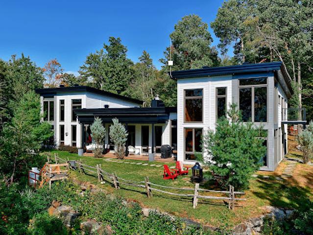 House for sale in Memphrémagog, Quebec