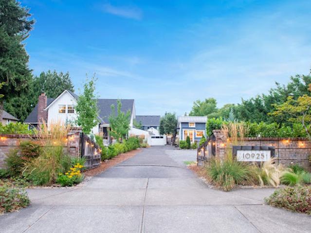 House for sale in Oregonia