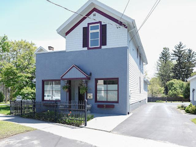 House for sale in Saratoga Springs