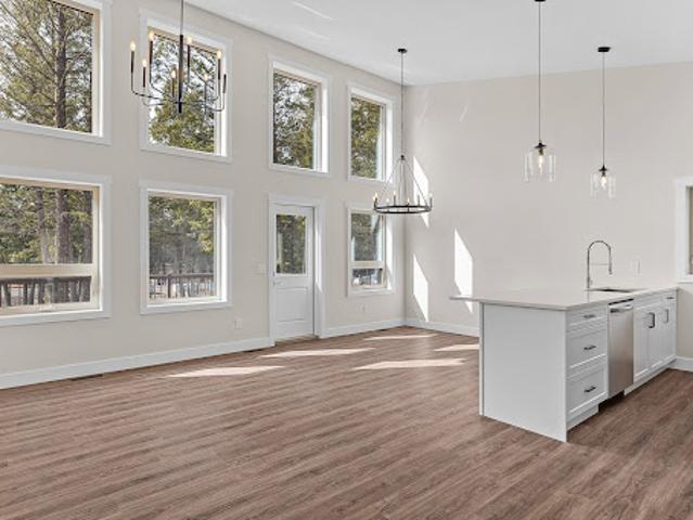 House for sale in Lake Windermere, British Columbia