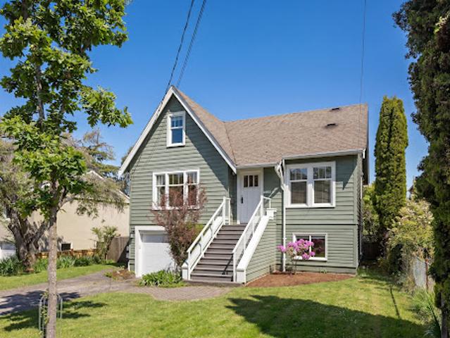 House for sale in Oak Bay, British Columbia