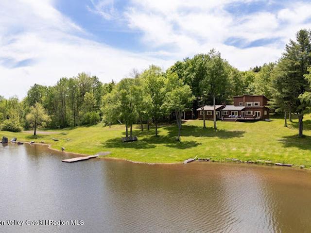 House for sale in Meridale, New York