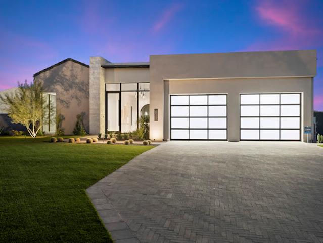 House for sale in Paradise Valley