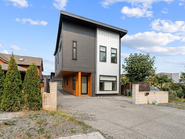 House for sale in Duncan, British Columbia