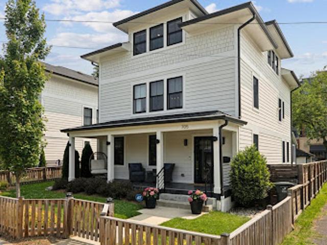 House for sale in Arlington