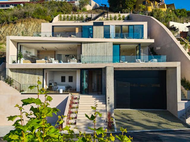 House for sale in Laguna Beach, California