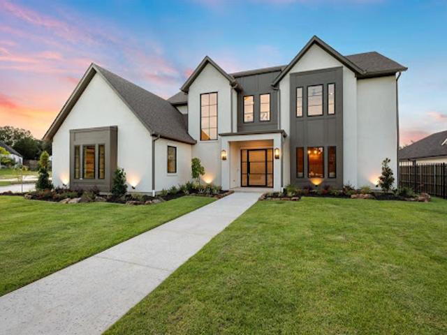 House for sale in Colleyville