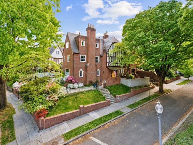 House for sale in Washington, Washington DC