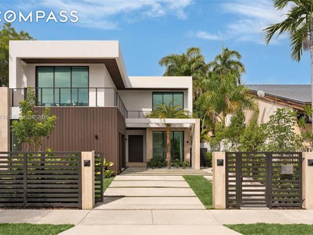 House for sale in Miami, Miami-Dade County