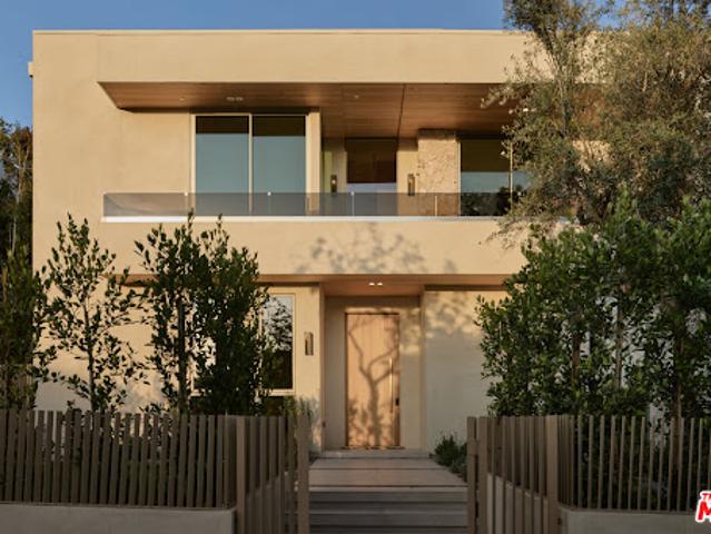 House for sale in Canoga Park, California