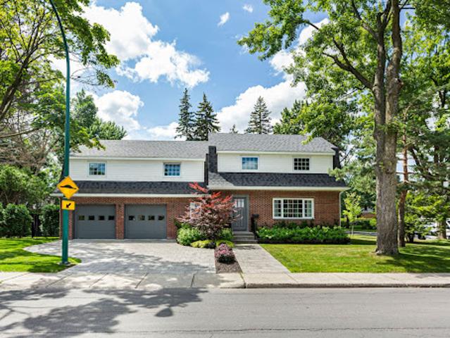 House for sale in Mount Royal