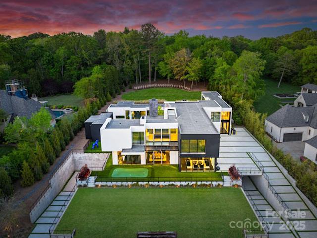House for sale in Mecklenburg, North Carolina