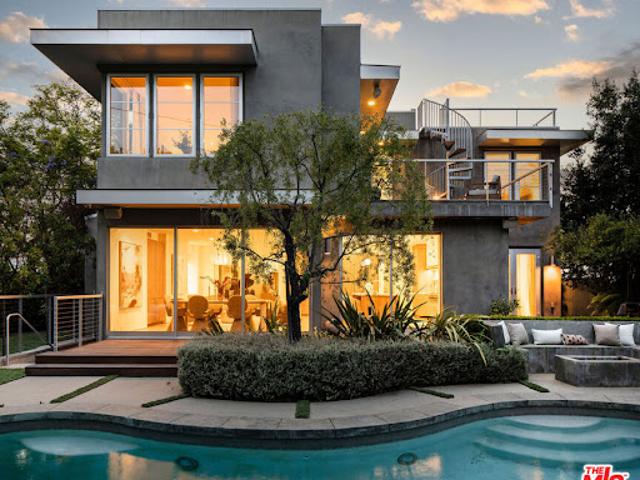 House for sale in Canoga Park, California