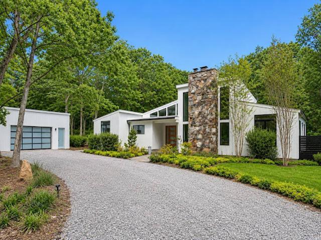 House for sale in Wainscott, New York