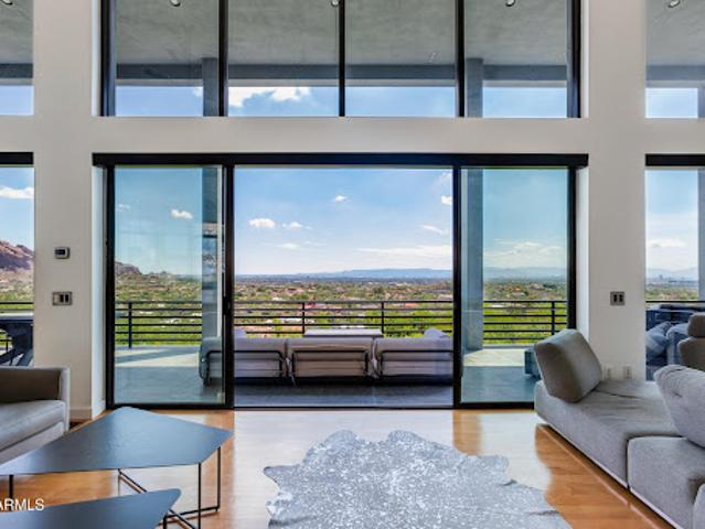 House for sale in Paradise Valley, Arizona
