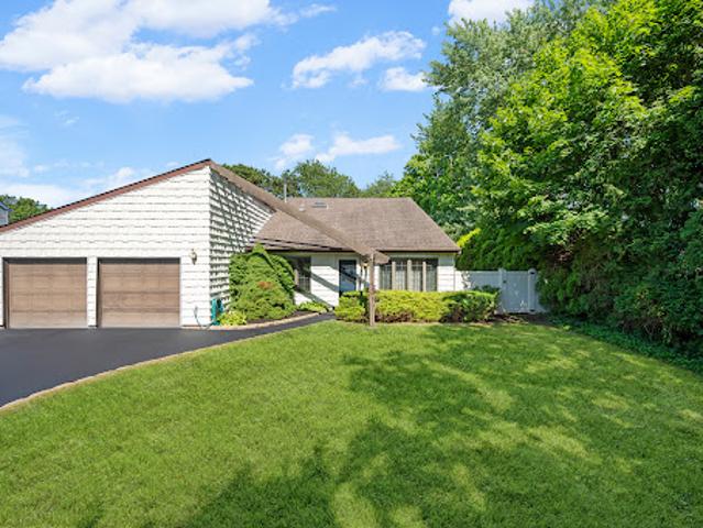 House for sale in Medford