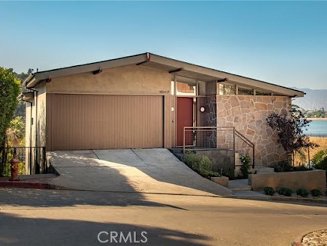 House for sale in Canoga Park, California