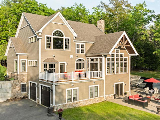 House for sale in Greenwood