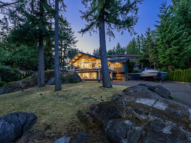 House for sale in West Vancouver, British Columbia