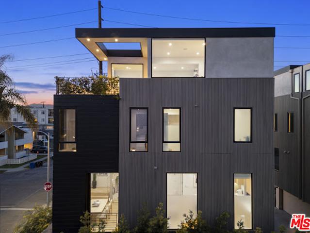House for sale in Canoga Park, California