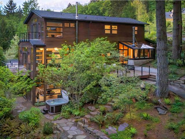 House for sale in Oregonia