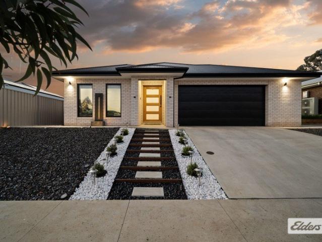 House for sale in Leneva, City of Wodonga