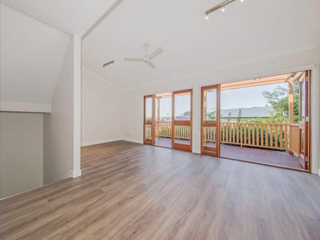 Townhouse for rent in Toombul, Queensland