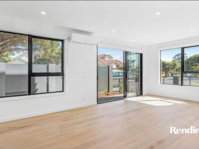 Townhouse for rent in Brunswick West, Melbourne