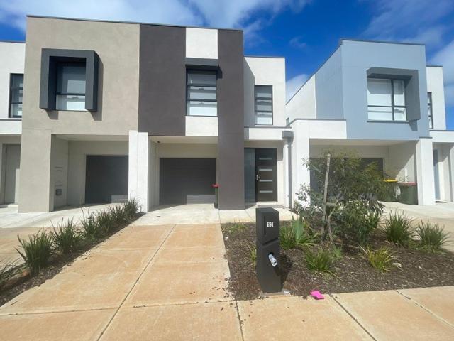 Townhouse for rent in Camerons Creek, Victoria