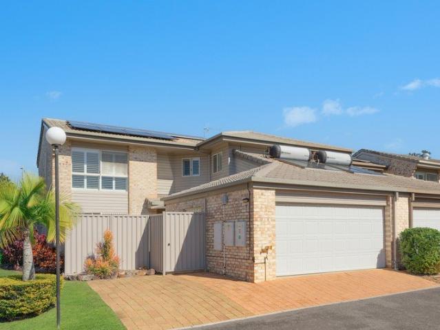 Townhouse for sale in Fernbrook, Queensland