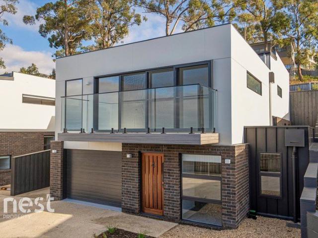 Townhouse for sale in Hobart, Tasmania