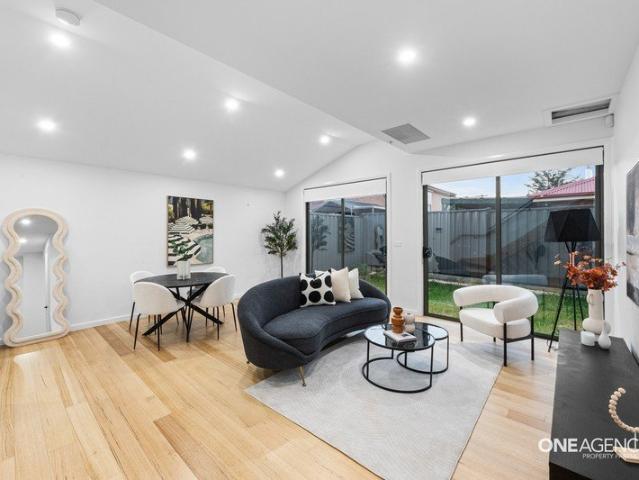 Townhouse for sale in Camerons Creek, Victoria