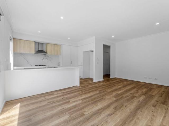 House for rent in Aurora Estate, Melbourne