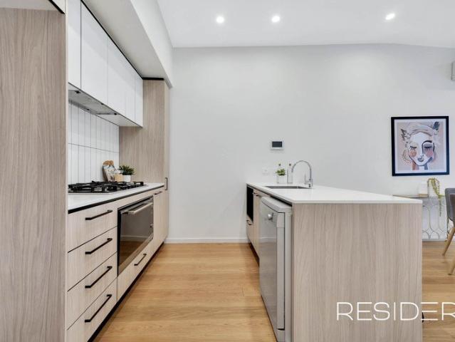 Townhouse for rent in Mill Park, Melbourne
