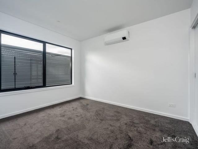 Townhouse for rent in Reservoir, Melbourne
