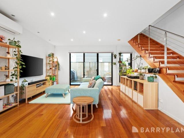 Townhouse for sale in Camerons Creek, Victoria
