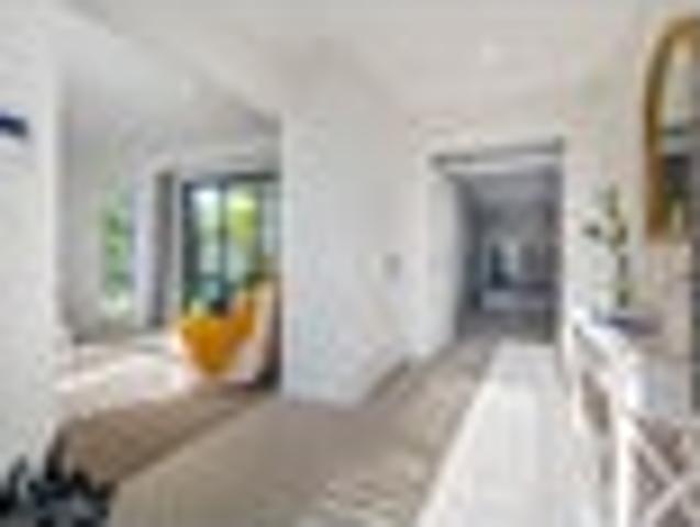 House for sale in Beachlands, Franklin