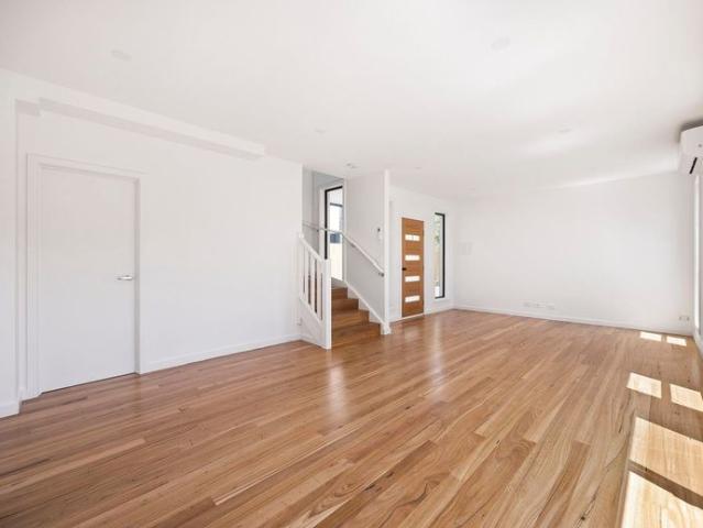 Townhouse for rent in Camerons Creek, Victoria