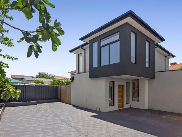 Townhouse for rent in Camerons Creek, Victoria