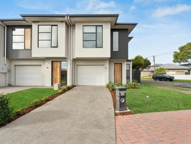 Townhouse for sale in Horseshoe Creek, South Australia