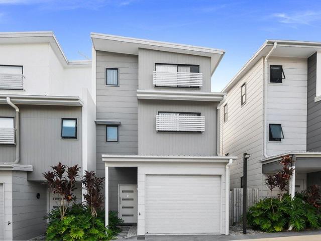 Townhouse for sale in Methul, Queensland