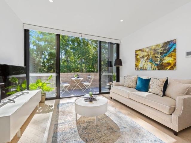 Apartment for rent in Lower North Shore, Sydney