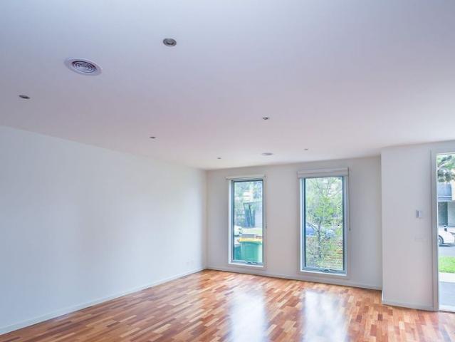 Townhouse for rent in Camerons Creek, Victoria