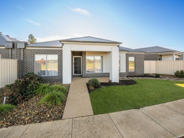 Apartment for sale in Kialla, Victoria