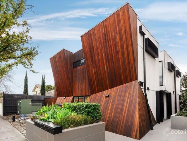 Townhouse for sale in Camerons Creek, Victoria