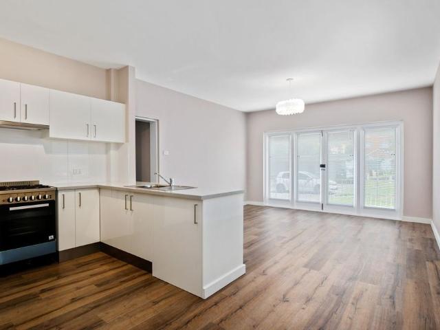 House for rent in Wollongong West, New South Wales