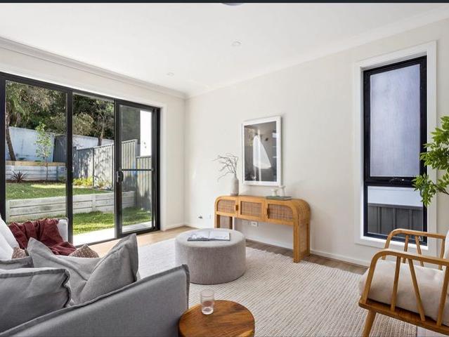 Townhouse for rent in Keiraville, Wollongong City Council