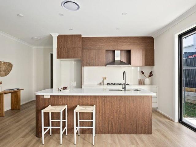 Townhouse for rent in Keiraville, Wollongong City Council