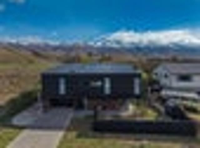 House for sale in Otakou