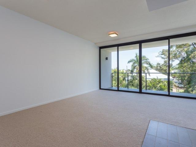 Apartment for rent in Toombul, Queensland